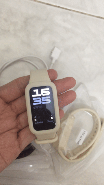 Xiaomi Smart Band 9 Active Kem. Mua bán Thiết bị đeo thông minh tại Quận Bình Thạnh Tp Hồ Chí Minh được đăng bởi Thúy Ngọc hình 1