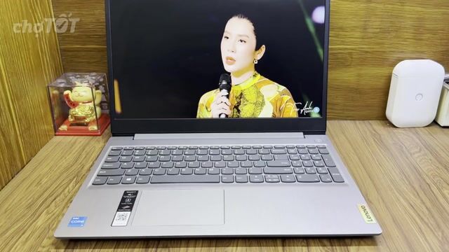 Laptop thế hệ 11 - Văn phòng , học hành bao êm. Mua bán Laptop tại Quận 10 Tp Hồ Chí Minh được đăng bởi Laptop Hùng Dũng  hình 1