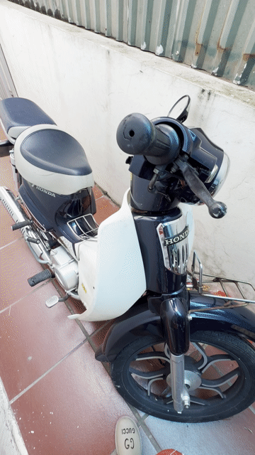 Honda Cub 50cc 2023 Xanh Trắng. Mua bán Xe máy tại Quận Long Biên Hà Nội được đăng bởi Mai hình 1