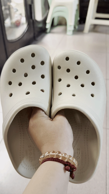 Dép Crocs Unisex màu Kem đã sử dụng. Mua bán Giày dép tại Quận Hoàn Kiếm Hà Nội được đăng bởi Đào Thanh Huyền hình 1