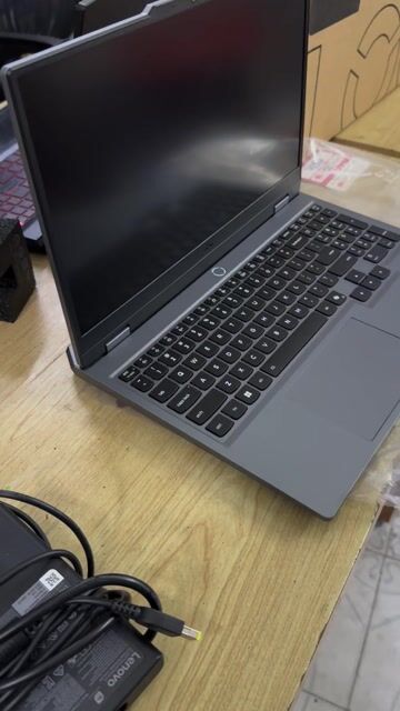 Lenovo LOQ 15IRX I7-13650HX 16GB/512GB. Mua bán Laptop tại Quận Đống Đa Hà Nội được đăng bởi thắng mobile mua bán điện thoại hình 1