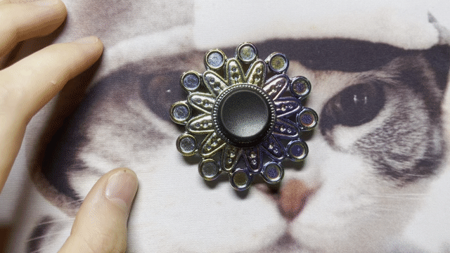 Con quay Fidget Spinner giải tỏa căng thẳng. Mua bán Sở thích khác tại Quận Cầu Giấy Hà Nội được đăng bởi Tozyn Vieacy hình 1