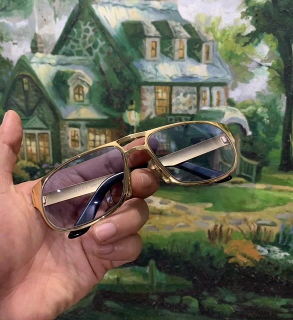 Kính mát Gucci Auth. Mua bán Phụ kiện thời trang khác tại Quận 12 Tp Hồ Chí Minh được đăng bởi Khánh dânchơisecondhand  hình 1