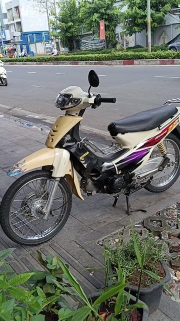 Honda Wave 110 Trung Quốc màu Vàng kem. Mua bán Xe máy tại Quận 11 Tp Hồ Chí Minh được đăng bởi CẦM ĐỒ KHANG GIA  hình 1