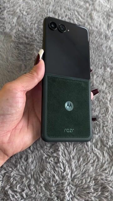 Motorola Razr 60 Ultra ram 16/512GB. Sale giá rẻ. Mua bán Điện thoại tại Quận Bình Tân Tp Hồ Chí Minh được đăng bởi Hoàng Anh hình 1