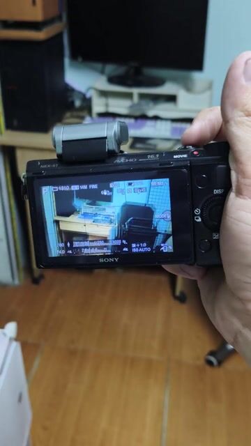 Máy ảnh Sony NEX-5T Đen PZ 16-50mm. Mua bán Máy ảnh, Máy quay tại Quận 11 Tp Hồ Chí Minh được đăng bởi Tien hình 1