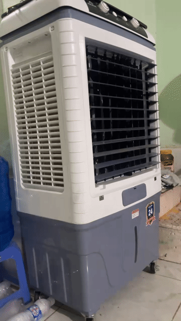 Quạt làm mát Hòa Phát Trắng xám. Mua bán Quạt tại Thành phố Bến Tre Bến Tre được đăng bởi Như Ý Lê Nguyễn hình 1