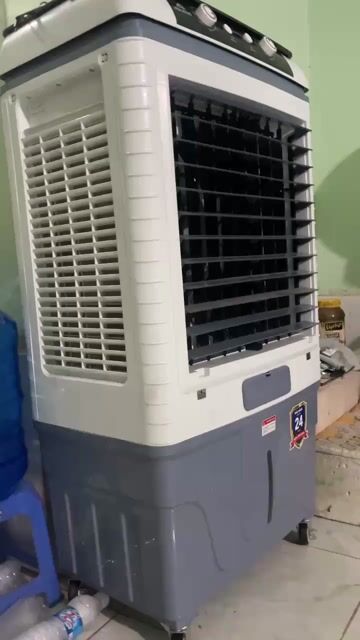 Quạt làm mát Hòa Phát Trắng xám. Mua bán Quạt tại Thành phố Bến Tre Bến Tre được đăng bởi Như Ý Lê Nguyễn hình 1
