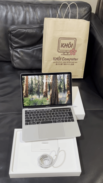 MacBook Pro 13 Retina 2019 i5 8GB/256GB Silver. Mua bán Laptop tại Thành phố Thủ Đức Tp Hồ Chí Minh được đăng bởi KHÔI MINH hình 1