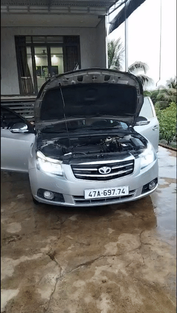 Chevrolet Lacetti 2009 Tự động Bạc. Mua bán Ô tô tại Thành phố Buôn Ma Thuột Đắk Lắk được đăng bởi Uyen Nguyen hình 1