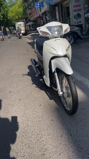 Honda Wave @110 2020 Trắng 18.000km. Mua bán Xe máy tại Quận Đống Đa Hà Nội được đăng bởi Hà hình 1