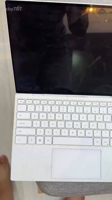 Dell XPS 9300 i7-1065G7  16GB/512GB TRẮNG 4K TOUCH. Mua bán Laptop tại Quận Gò Vấp Tp Hồ Chí Minh được đăng bởi Nguyễn Đình Nguyên hình 1