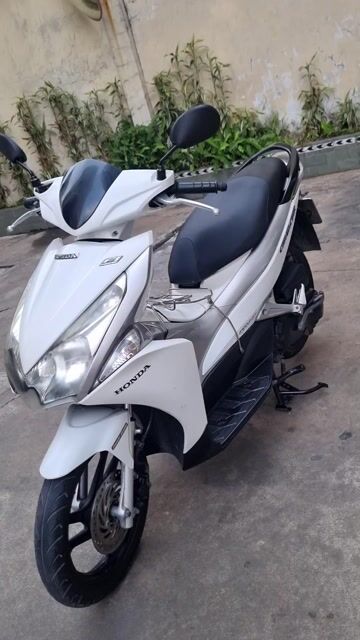 Honda Air Blade Fi chính chủ sang tên. Mua bán Xe máy tại Quận 6 Tp Hồ Chí Minh được đăng bởi Mr Huỳnh hình 1
