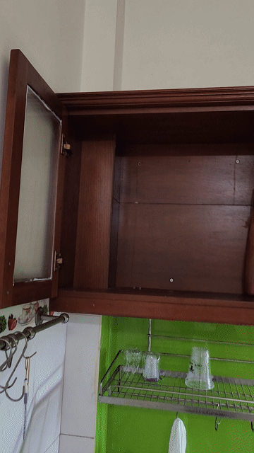 Tủ bếp gỗ màu Nâu Cần thanh lý gấp ĐỂ SỬA NHÀ !. Mua bán Tủ, kệ gia đình tại Quận 4 Tp Hồ Chí Minh được đăng bởi Thục Vy hình 1