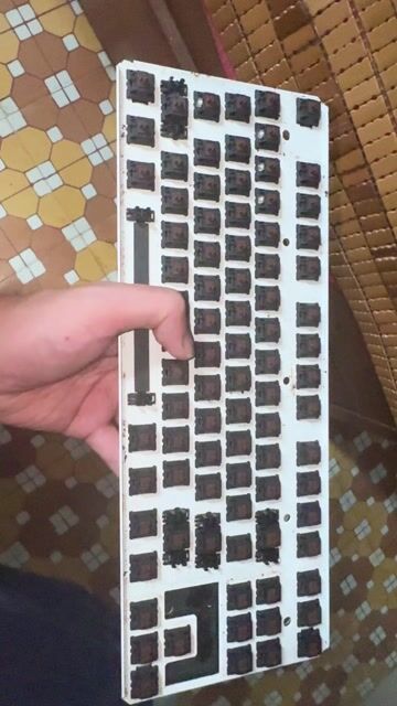 Bàn phím cơ Keycool KC87 Hỏng mạch. Mua bán Phụ kiện (Màn hình, Chuột...) tại Quận Hải Châu Đà Nẵng được đăng bởi Nguyen Huy hình 1