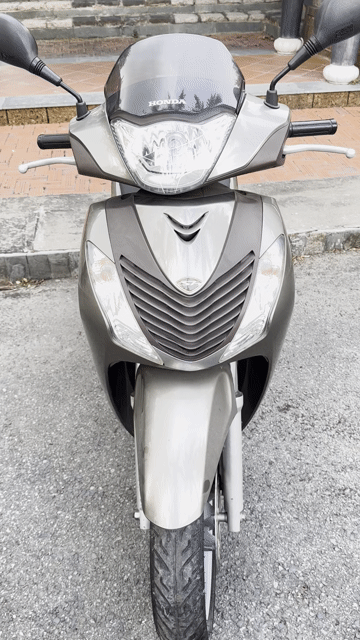 Honda SH màu Nâu. Mua bán Xe máy tại Thành phố Vĩnh Long Vĩnh Long được đăng bởi TRẦN Á Vĩnh long  hình 1