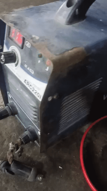 Máy hàn WELDCOM ARC 220 IGBT Inverter. Mua bán Đồ chuyên dụng, Giống nuôi trồng tại Thành phố Vĩnh Long Vĩnh Long được đăng bởi Tài Máy Hàn Vĩnh Long hình 1