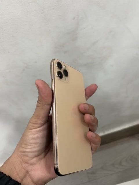 Apple iPhone 11 Pro Max Vàng đồng. Mua bán Điện thoại tại Huyện Trảng Bom Đồng Nai được đăng bởi vn hình 1