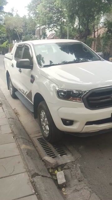 Ford Ranger XLS 2019 Trắng 46000 km. Mua bán Ô tô tại Quận Đống Đa Hà Nội được đăng bởi quan anh hình 1