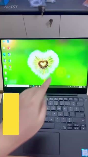 Dell XPS 13 9370 US i7-8565U RAM 16GB màn 4K Touch. Mua bán Laptop tại Quận Thanh Xuân Hà Nội được đăng bởi Vũ Vân Hoàng hình 1