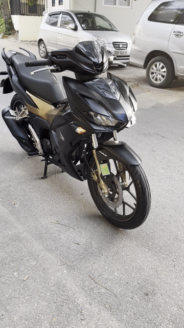 Honda Winner v3 abs đk 2023 mới 99%. Mua bán Xe máy tại Quận Nam Từ Liêm Hà Nội được đăng bởi cửa hàng xe máy yến thắng  hình 1