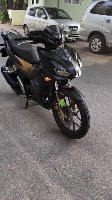 Honda Winner v3 abs đk 2023 mới 99%. Mua bán Xe máy tại Quận Nam Từ Liêm Hà Nội được đăng bởi cửa hàng xe máy yến thắng  hình 1