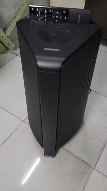 Thanh lí loa nghe tết mới 99%. Mua bán Tivi, Âm thanh tại Quận Tân Bình Tp Hồ Chí Minh được đăng bởi Hà Châu hình 1