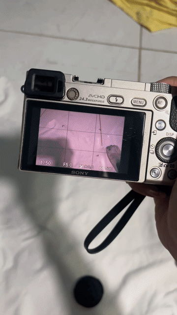 Máy ảnh Sony A6000 Bạc. Mua bán Máy ảnh, Máy quay tại Thành phố Thuận An Bình Dương được đăng bởi Minh Triết Nguyễn hình 1