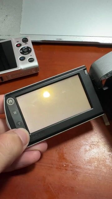 Máy quay phim Sony SR40 Bạc. Mua bán Máy ảnh, Máy quay tại Quận Ninh Kiều Cần Thơ được đăng bởi An Nguyễn hình 1