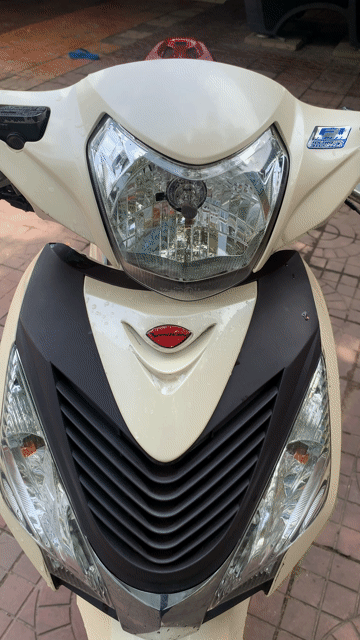 Honda Vision 2018 Trắng kem. Mua bán Xe máy tại Huyện Thới Lai Cần Thơ được đăng bởi XE MÁY VIỆT TRUNG hình 1