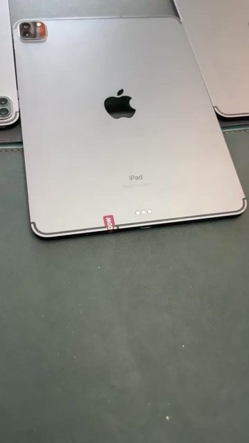 Apple iPad Pro 2020 11 inch 128GB Xám. Mua bán Máy tính bảng tại Thành phố Buôn Ma Thuột Đắk Lắk được đăng bởi ZinPhoneBMT 240 Quang Trung hình 1