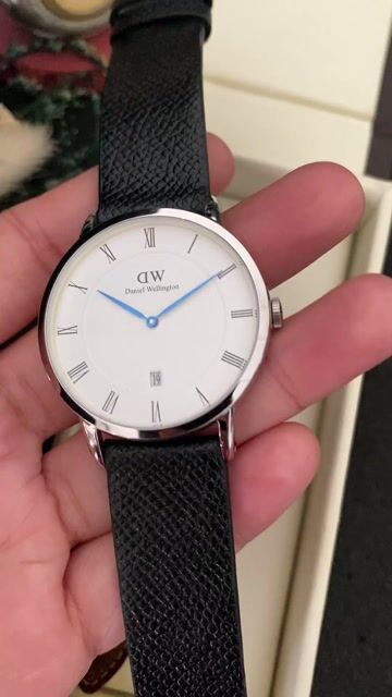 Đồng hồ Dw nam size 38mm fullbox. Mua bán Đồng hồ tại Thành phố Thủ Đức Tp Hồ Chí Minh được đăng bởi Mina hình 1