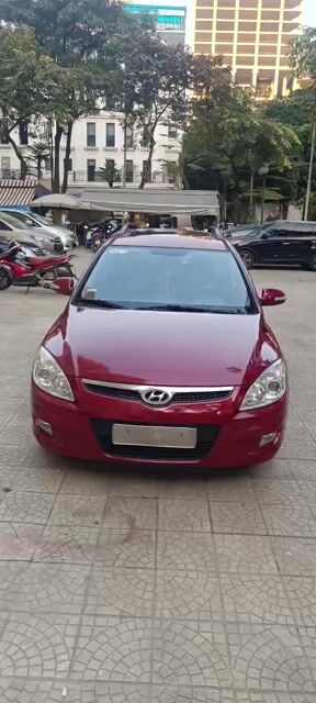 Hyundai i30cw 2009 Đỏ 160000 km. Mua bán Ô tô tại Quận Cầu Giấy Hà Nội được đăng bởi Hà Châu Tuyền hình 1