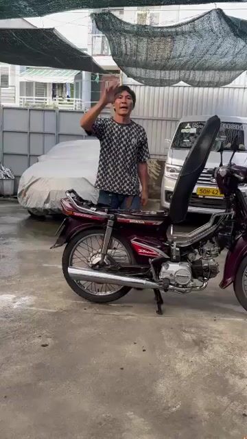 Honda Dream 1995 màu nho đầu nồi chưa mở bstp. Mua bán Xe máy tại Quận Tân Phú Tp Hồ Chí Minh được đăng bởi Thịnh hình 1