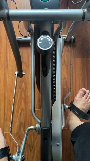 Xe đạp tập thể dục Kingsport Xám. Mua bán Đồ thể thao, Dã ngoại tại Quận Thanh Khê Đà Nẵng được đăng bởi TRUNG NGHĨA hình 1