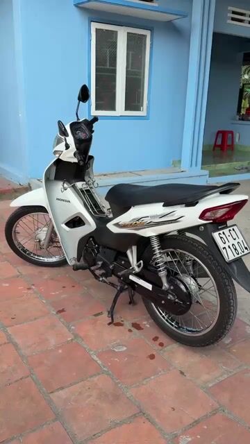 Xe máy Honda Wave Alpha 2017 màu trắng, giấy tờ đủ. Mua bán Xe máy tại Thành phố Tây Ninh Tây Ninh được đăng bởi Shin hình 1
