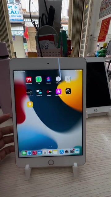 iPad mini4 128g bản wifi pin rất lâu giá sinh viên. Mua bán Máy tính bảng tại Quận 5 Tp Hồ Chí Minh được đăng bởi Hường Vitinhkhanhhoang hình 1