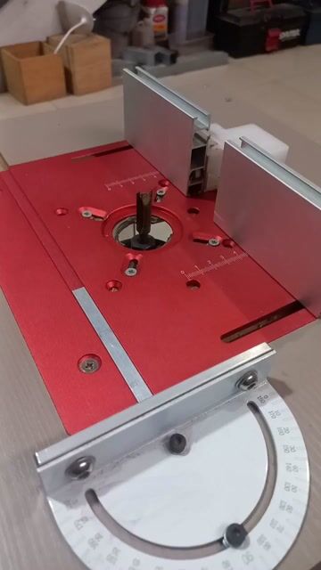 Bàn phay gỗ Mini Đỏ- Bàn máy tubi. Mua bán Đồ chuyên dụng, Giống nuôi trồng tại Thành phố Thủ Đức Tp Hồ Chí Minh được đăng bởi Khoa Trần hình 1
