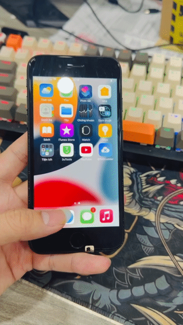  iPhone 7 Đen tặng youtube không quảng cáo. Mua bán Điện thoại tại Quận Bắc Từ Liêm Hà Nội được đăng bởi Tuấn Táo To  hình 1