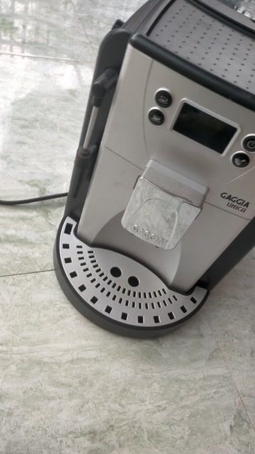 Máy pha cà phê Gaggia Unica Bạc, Đen lỗi. Mua bán Bếp, lò, đồ điện nhà bếp tại Thành phố Biên Hòa Đồng Nai được đăng bởi Pham Nhat hình 1