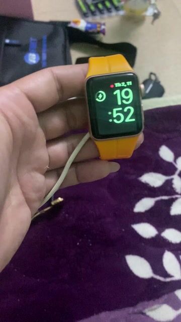 Apple Watch Series 3 Vàng 38mm. Mua bán Thiết bị đeo thông minh tại Thành phố Qui Nhơn Bình Định được đăng bởi Huy hình 1
