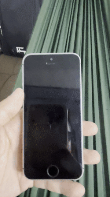 Apple iPhone SE 32GB Đen. Mua bán Điện thoại tại Quận Ninh Kiều Cần Thơ được đăng bởi Nguyễn Hải Đăng hình 1