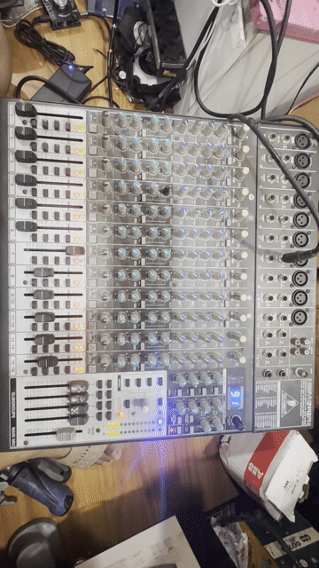 mixer sân khấu 2442fx behringer chính hãng. Mua bán Tivi, Âm thanh tại Quận 8 Tp Hồ Chí Minh được đăng bởi Shop Đồ Điện hình 1