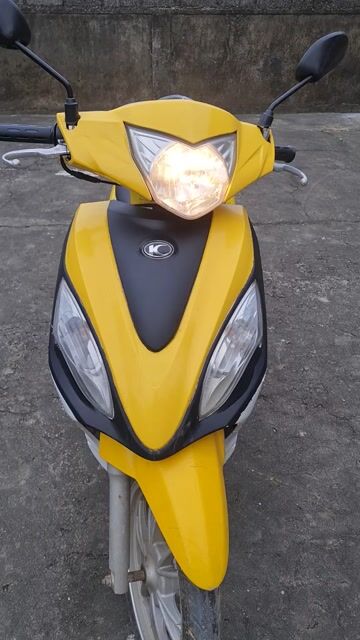 Kymco Candy Hi màu Vàng. Mua bán Xe máy tại Huyện Lệ Thủy Quảng Bình được đăng bởi Đại Lâm hình 1
