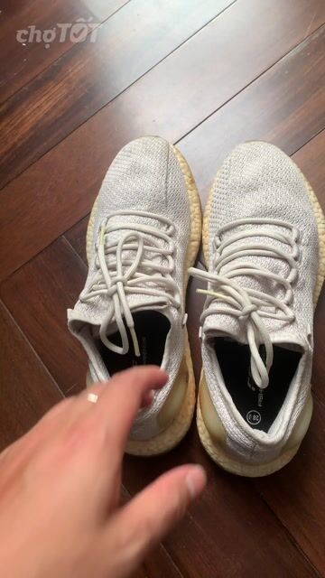 Giày thể thao Adidas Nam size 41-41.5 Trắng. Mua bán Giày dép tại Quận Long Biên Hà Nội được đăng bởi Kiện Phu hình 1