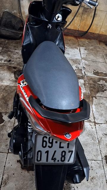 Yamaha Luvias 2011 Đỏ-Đen. Mua bán Xe máy tại Quận Tân Bình Tp Hồ Chí Minh được đăng bởi Đình Khương hình 1