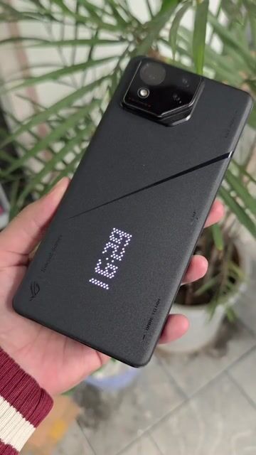 Asus RogPhone 8 Pro 16/512Gb bán hoặc đổi. Mua bán Điện thoại tại Quận Hải Châu Đà Nẵng được đăng bởi Nguyễn Hưng hình 1