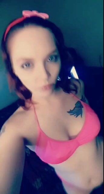 Model - Sienna Breeze milf