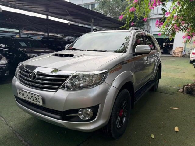 Toyota Fortuner 2015 Dầu Số sàn Bạc. Mua bán Ô tô tại Quận Bình Tân Tp Hồ Chí Minh được đăng bởi DuyHau hình 1