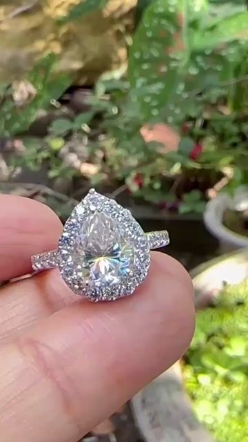 Nhẫn PT 950 Moissanite ( Kim cương nhân tạo ). Mua bán Phụ kiện thời trang khác tại Huyện Cai Lậy Tiền Giang được đăng bởi Phạm Ánh thanh lý hàng hiệu hình 1